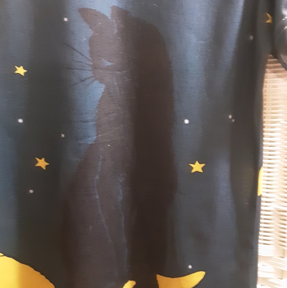 CELESTIAL CAT & MOON & STARS T-SHIRT - Picture 2 of 4